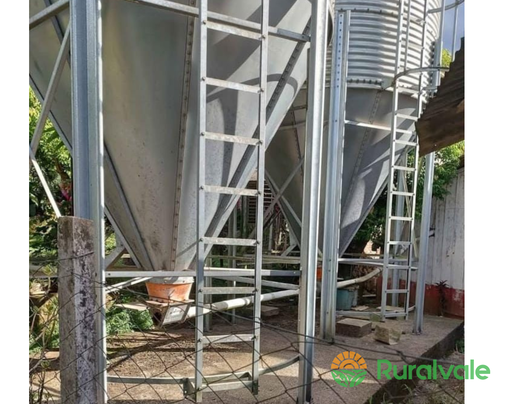 2 silos (16 ton)