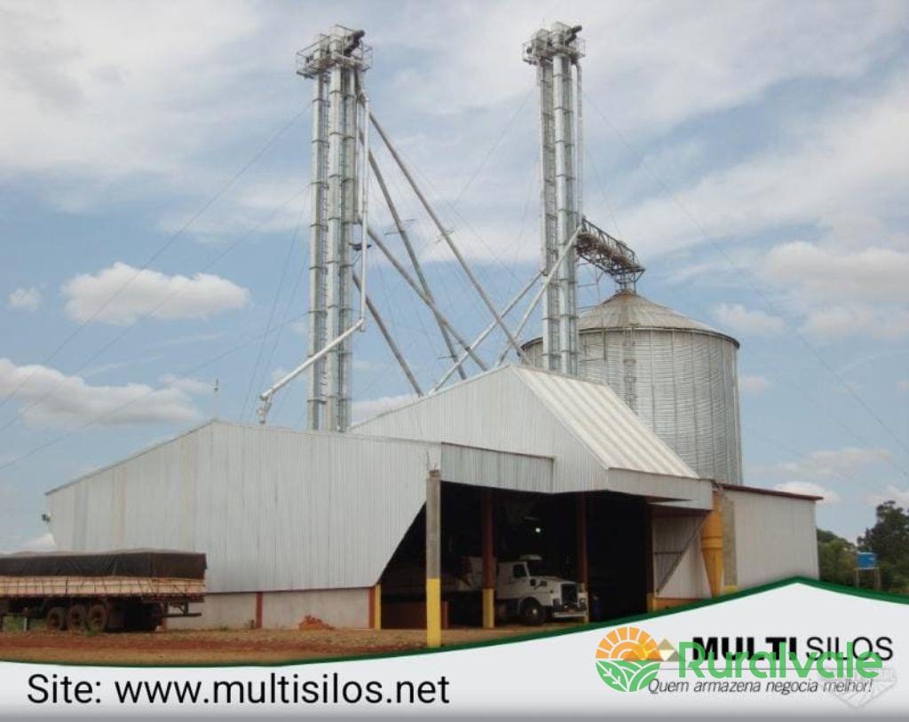 Silos Armazenadores 