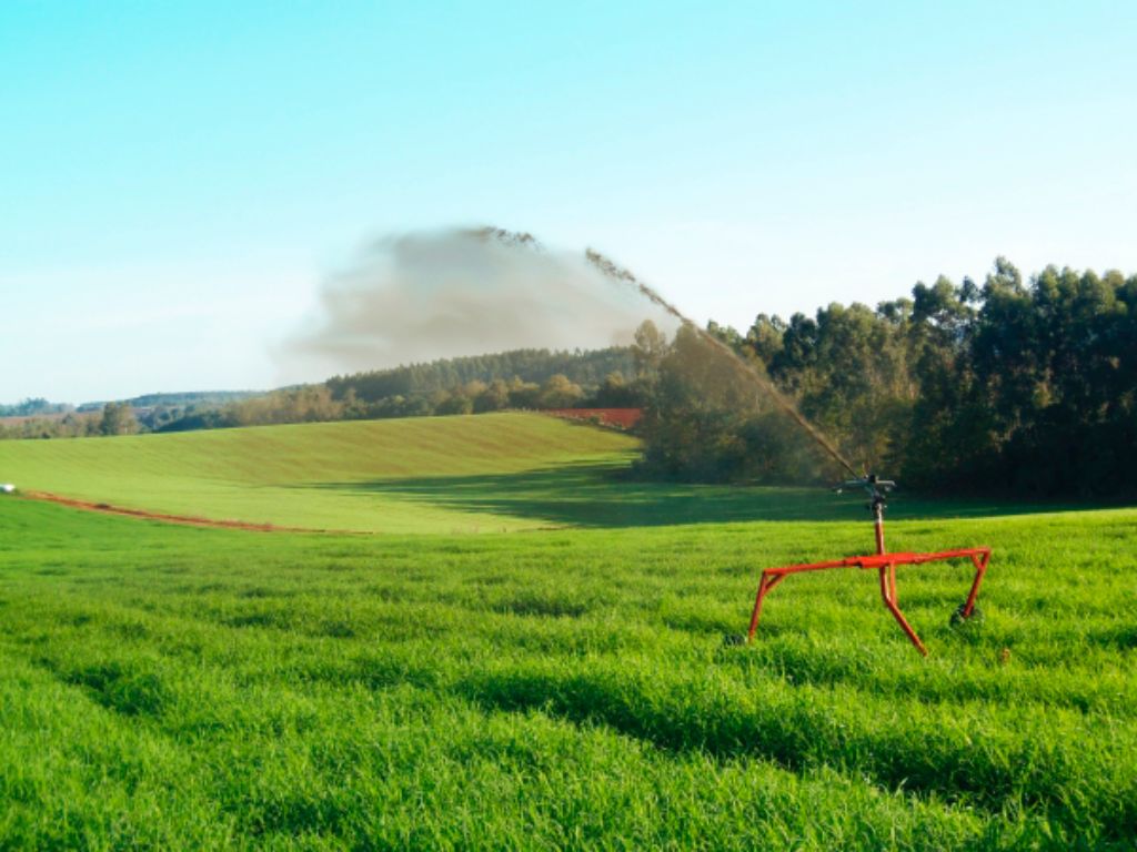 SISTEMA DE IRRIGAÇÃO CARRETEL IRRIGAT